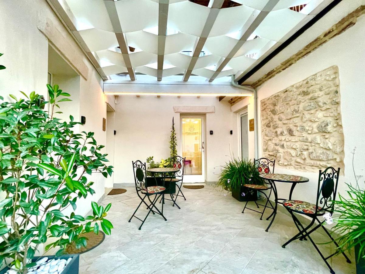 Dimora Di Charme Peschiera Del Garda Lejlighed Eksteriør billede