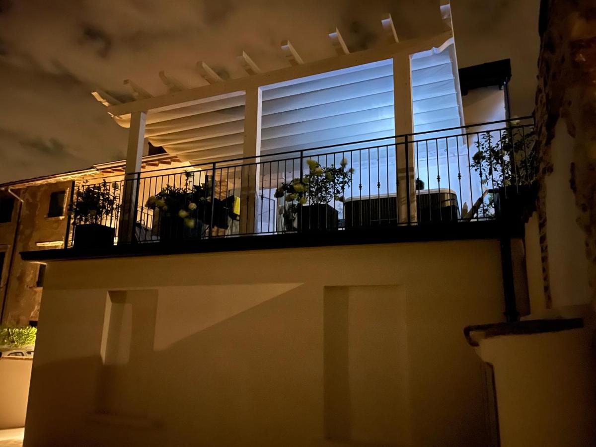 Dimora Di Charme Peschiera Del Garda Lejlighed Eksteriør billede